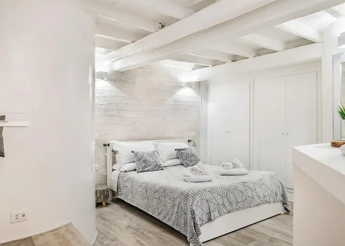 Enchanting Studio Apartment In Trastevere
